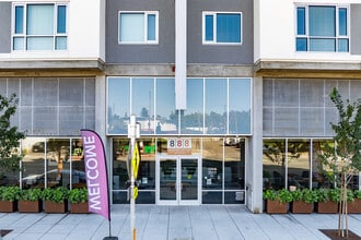 888 Fourth Street Apartments, LLC in Santa Rosa, CA - Building Photo - Building Photo