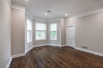 4849 N Seeley Ave, Unit 2 in Chicago, IL - Foto de edificio - Building Photo