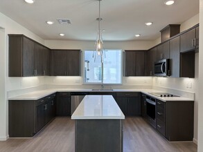 29800 Mission Blvd in Hayward, CA - Building Photo - Building Photo