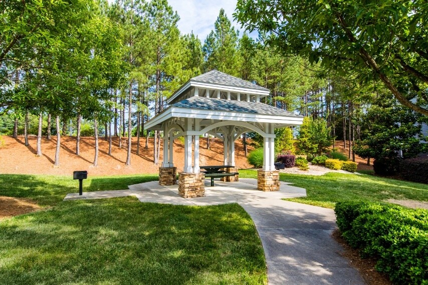 Marquis on Cary Parkway Morrisville, NC Apartments