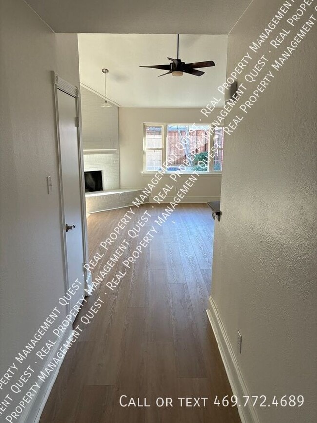 814 Meandering Way in Mesquite, TX - Building Photo - Building Photo