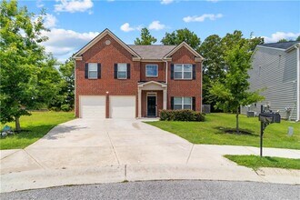 6104 Providence Way in Union City, GA - Building Photo - Building Photo