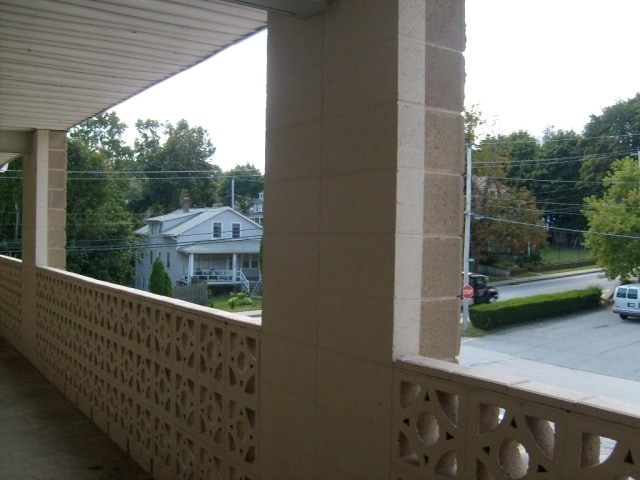 Fifty West Apartments in West Warwick, RI - Foto de edificio - Building Photo
