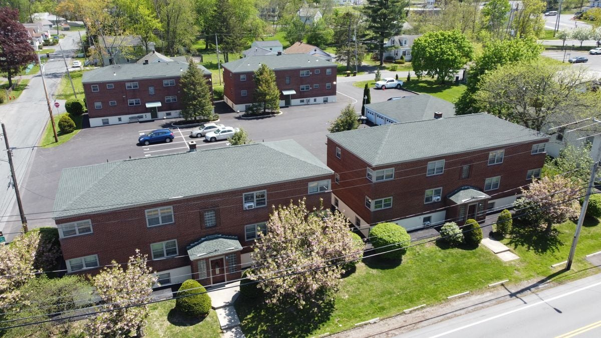 36 Clinton St in Rensselaer, NY - Building Photo