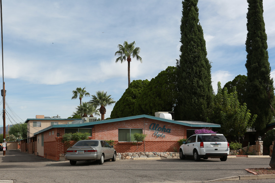 Aloha Apartments in Tucson, AZ - Building Photo