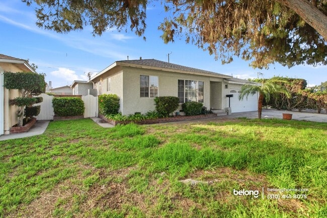 15515 Harvest Ave in Norwalk, CA - Foto de edificio - Building Photo