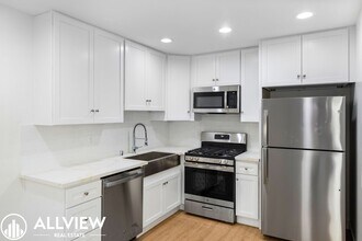 16651 Tunstall Ln in Huntington Beach, CA - Building Photo - Building Photo