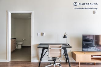 8397 158th Ave NE in Redmond, WA - Foto de edificio - Building Photo