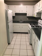 126 Mammoth Rd-Unit -#27 in Hooksett, NH - Building Photo - Building Photo