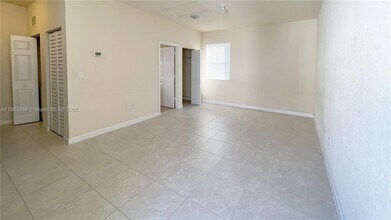 17170 SW 93rd St in Miami, FL - Building Photo - Building Photo