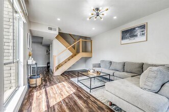 4347 Dickason Ave in Dallas, TX - Building Photo - Building Photo