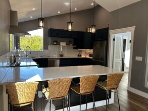438 Eagle in Lakeway, TX - Building Photo - Building Photo