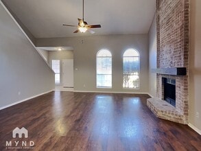 837 Collins Blvd in Cedar Hill, TX - Building Photo - Building Photo