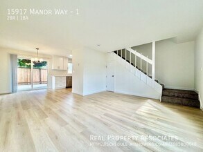 15917 Manor Way in Lynnwood, WA - Building Photo - Building Photo