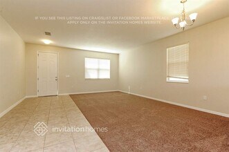 1104 Lake Highview Ln in Brandon, FL - Foto de edificio - Building Photo