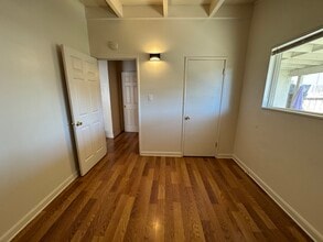 1425 S School St in Lodi, CA - Building Photo - Building Photo