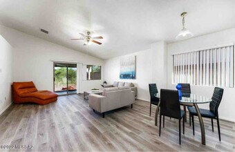 667 S Painted River Way in Vail, AZ - Building Photo - Building Photo