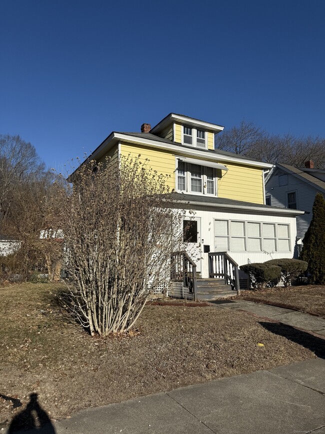 41 Spring Garden Ave in Norwich, CT - Building Photo - Building Photo