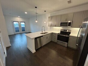1677 54th Ave N in Nashville, TN - Building Photo - Building Photo