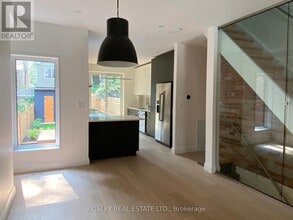 78 Kingsmount Park Rd in Toronto, ON - Building Photo - Building Photo