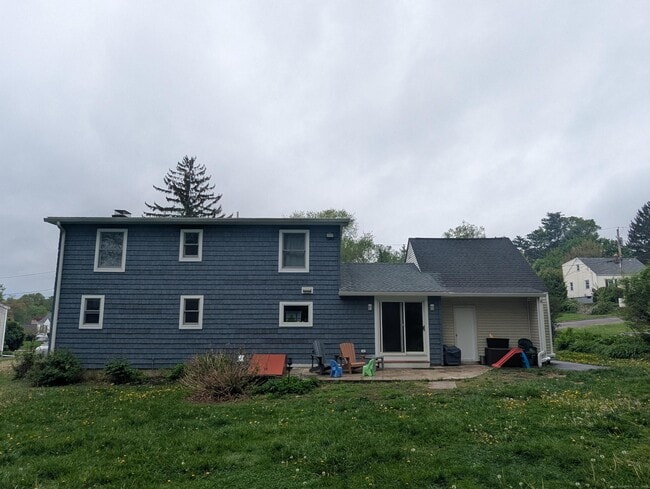70 Craig Ln in Trumbull, CT - Building Photo - Building Photo