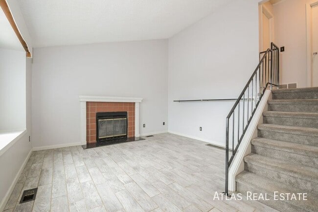 19610 E Purdue Pl, Unit 1586-209 in Aurora, CO - Foto de edificio - Building Photo