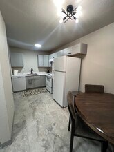 11539 Heritage Ct in Anchorage, AK - Building Photo - Building Photo