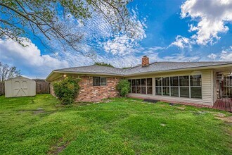 2518 Tyler Ln in Deer Park, TX - Building Photo - Building Photo