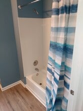 329 5th St, Unit 3 in Elyria, OH - Foto de edificio - Building Photo