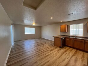 532 W 1950 N in Cedar City, UT - Building Photo - Building Photo