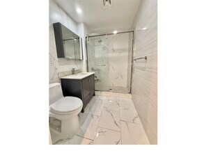 141-26 Northern Blvd in Queens, NY - Building Photo - Building Photo