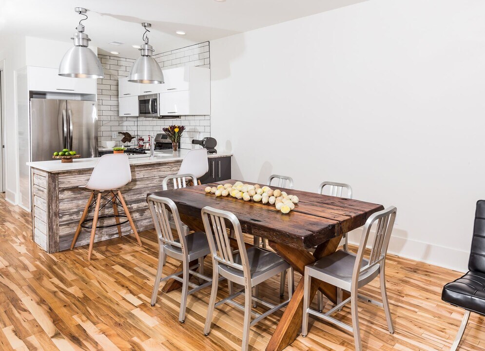 188 1/2 Line St in Charleston, SC - Building Photo