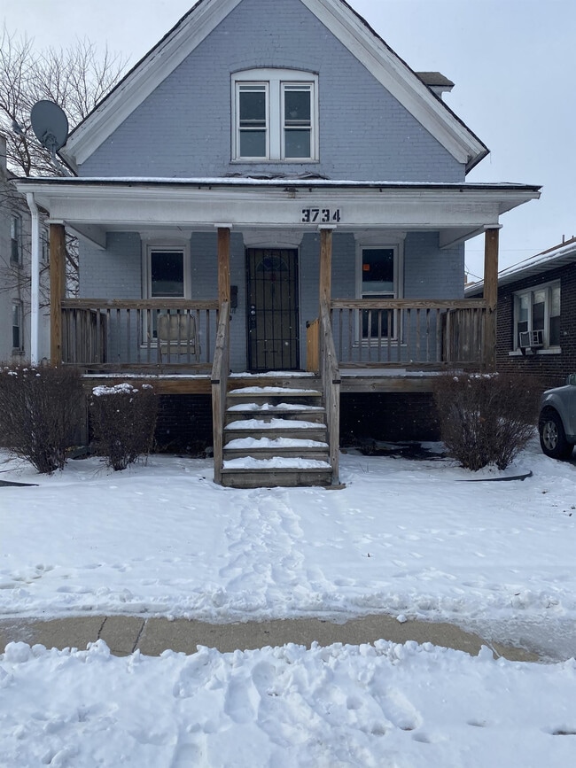 property at 3734 Grand Blvd