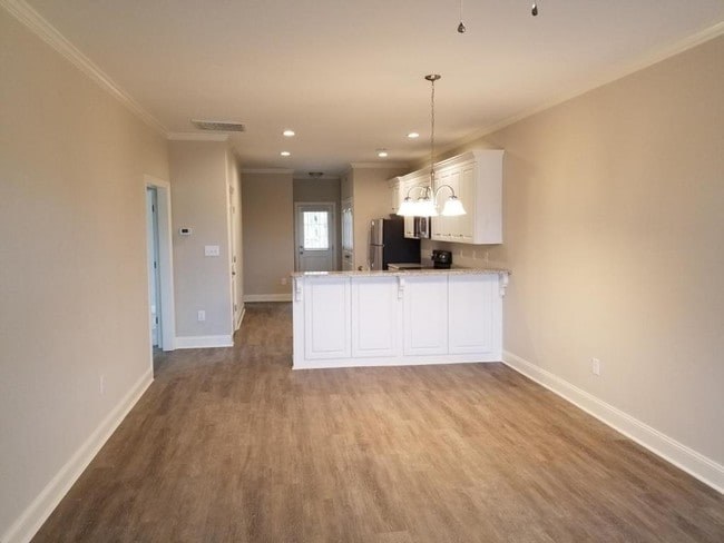 2305 Brookville Dr in Greenville, NC - Building Photo - Building Photo