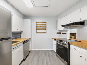 1708 Probasco Way in Sparks, NV - Building Photo - Building Photo