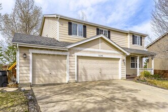 5245 S Riviera Cir in Aurora, CO - Building Photo - Building Photo