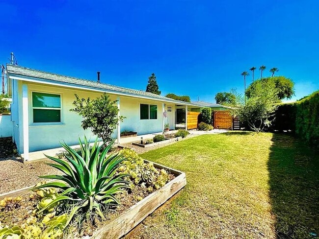 9221 Laurel Ave in Whittier, CA - Building Photo - Building Photo