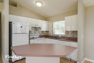 3824 SW 15th Ave in Cape Coral, FL - Building Photo - Building Photo