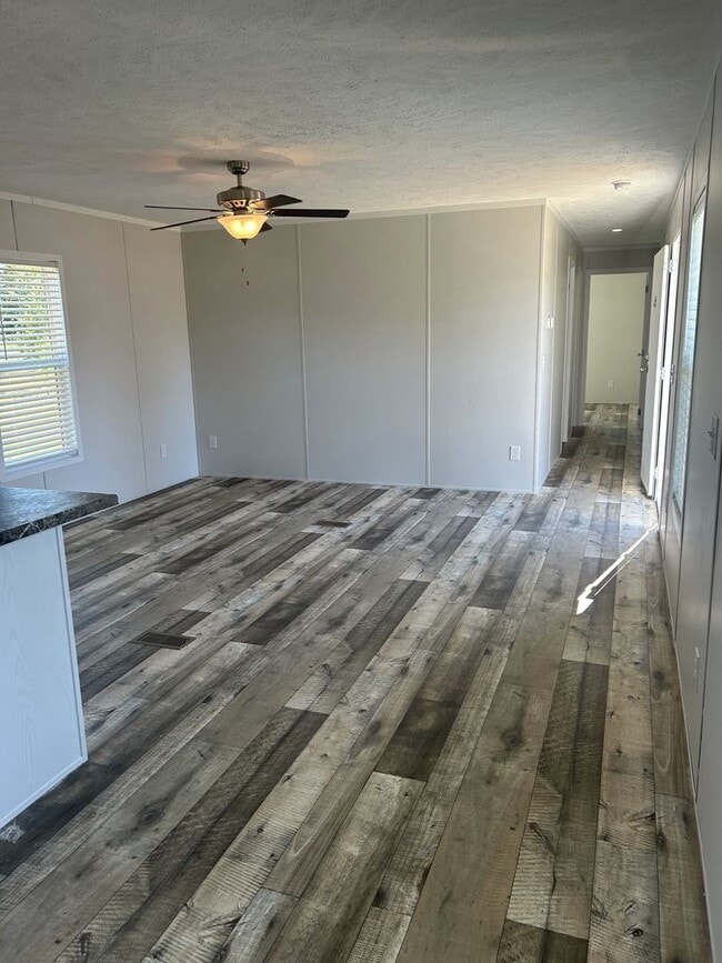 242 Redwood Ln in Jasper, AL - Building Photo - Building Photo