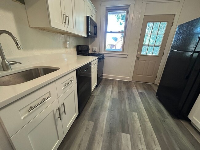 6605 Ridgeville St in Pittsburgh, PA - Building Photo - Building Photo