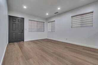 2230 Fargo St in Los Angeles, CA - Building Photo - Building Photo