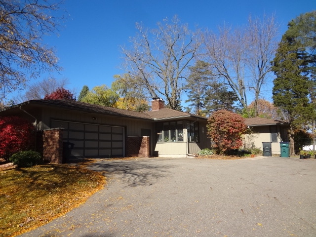 1517 Cambria Dr in East Lansing, MI - Foto de edificio - Building Photo