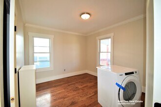 3916 Washington St, Unit 1 in Boston, MA - Foto de edificio - Building Photo