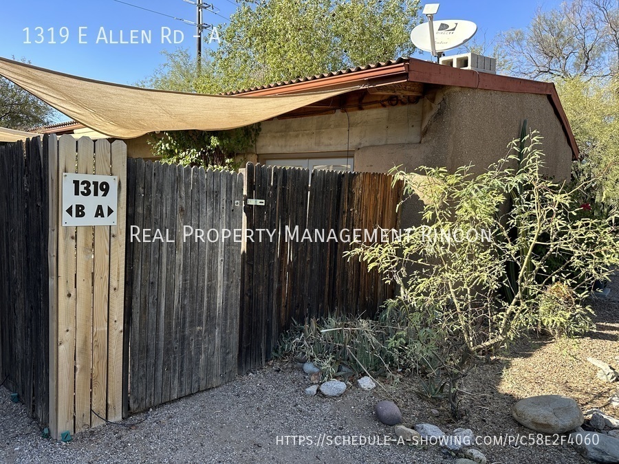 1319 E Allen Rd in Tucson, AZ - Building Photo