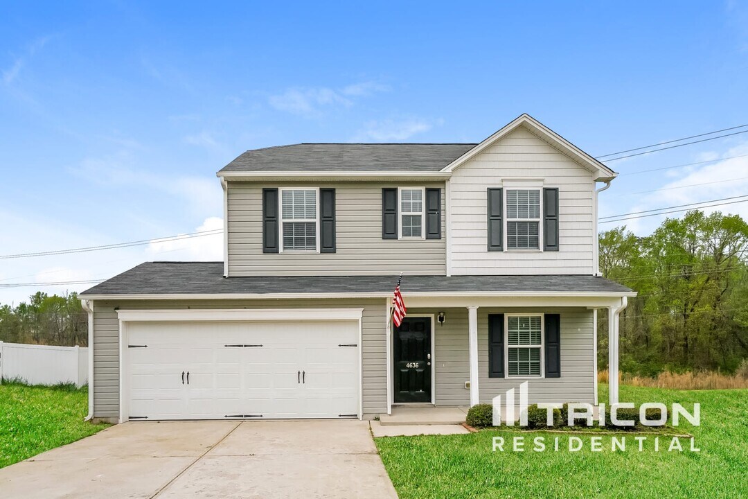 4636 Queen Pierrette St in Raleigh, NC - Building Photo