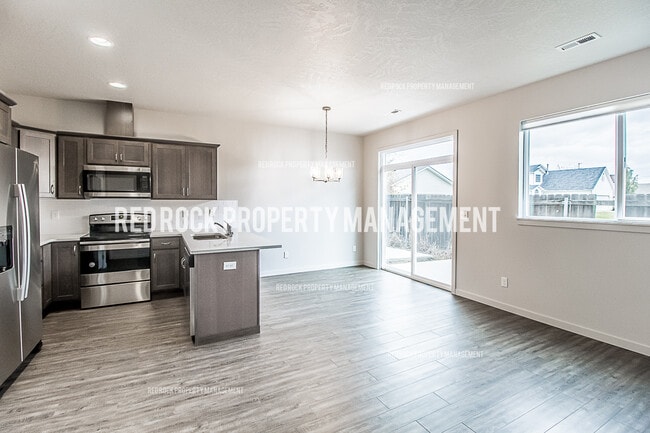 303 Woodlawn Ln in Spokane Valley, WA - Building Photo - Building Photo