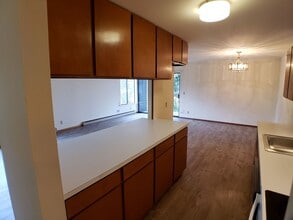 Greenwood North Apartments in Seattle, WA - Foto de edificio - Building Photo