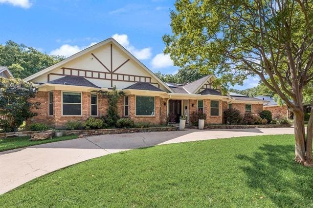 property at 1019 Loch Lomond Dr