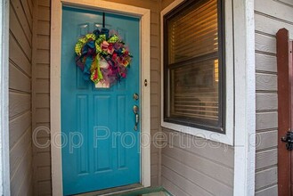 16807 Cedar Tree Way in San Antonio, TX - Building Photo - Building Photo