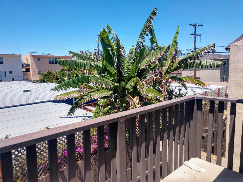 1070 Grand Ave-Unit -2 in San Diego, CA - Building Photo